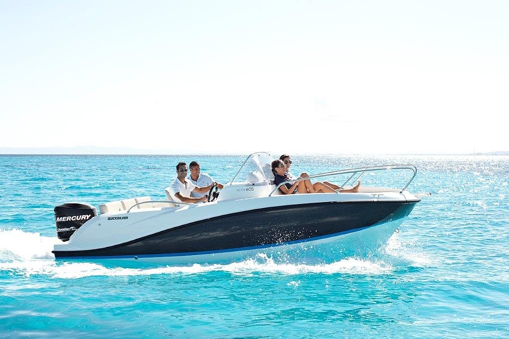 Quicksilver 605 Sundeck + Mercury F115 - 2024