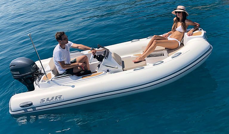 SUR MARINE ST400 PRESTIGE + YAMAHA F40 - Akcijska cena - 2021