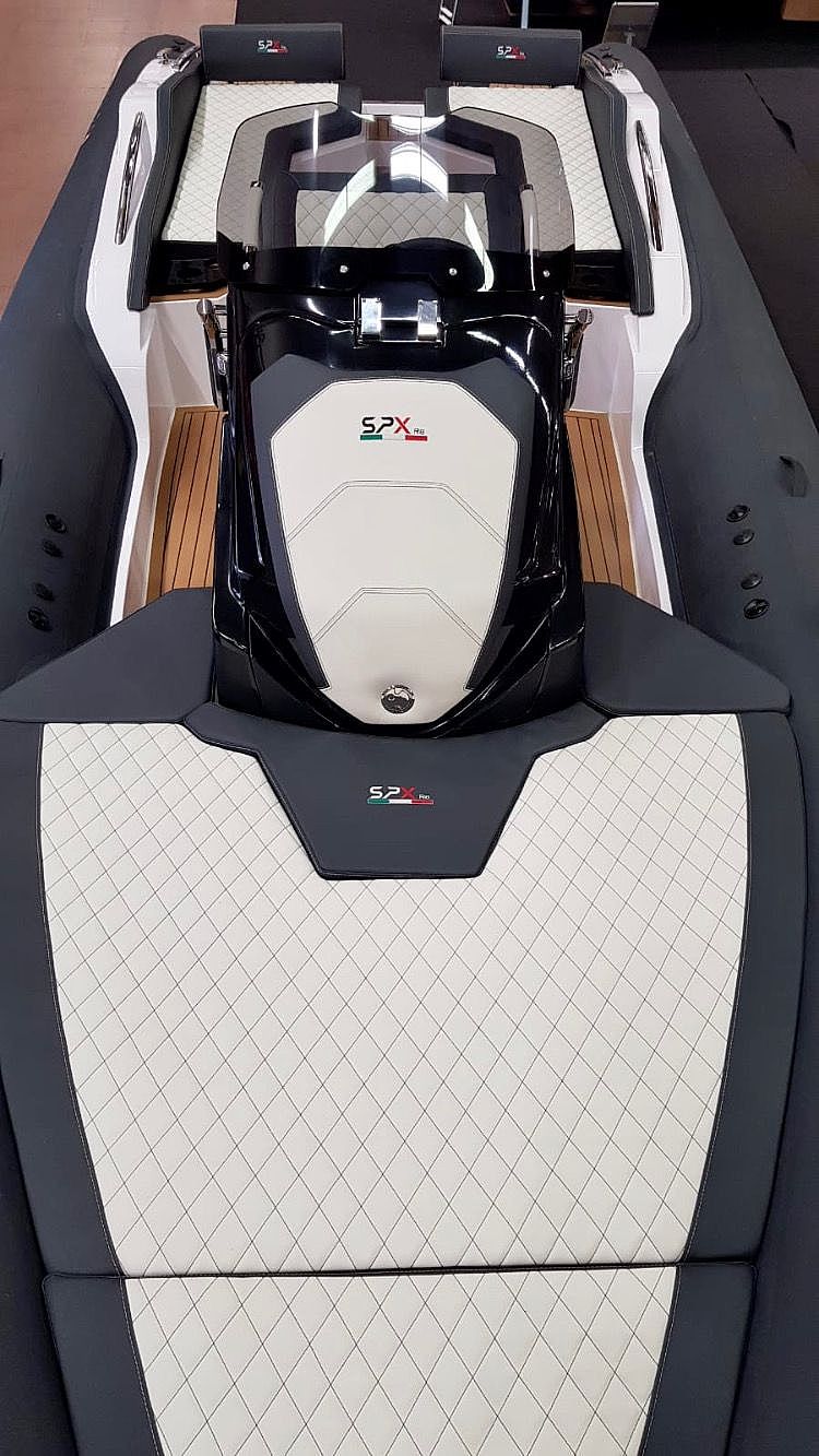 SPX RIB 24 Dinette - 2026