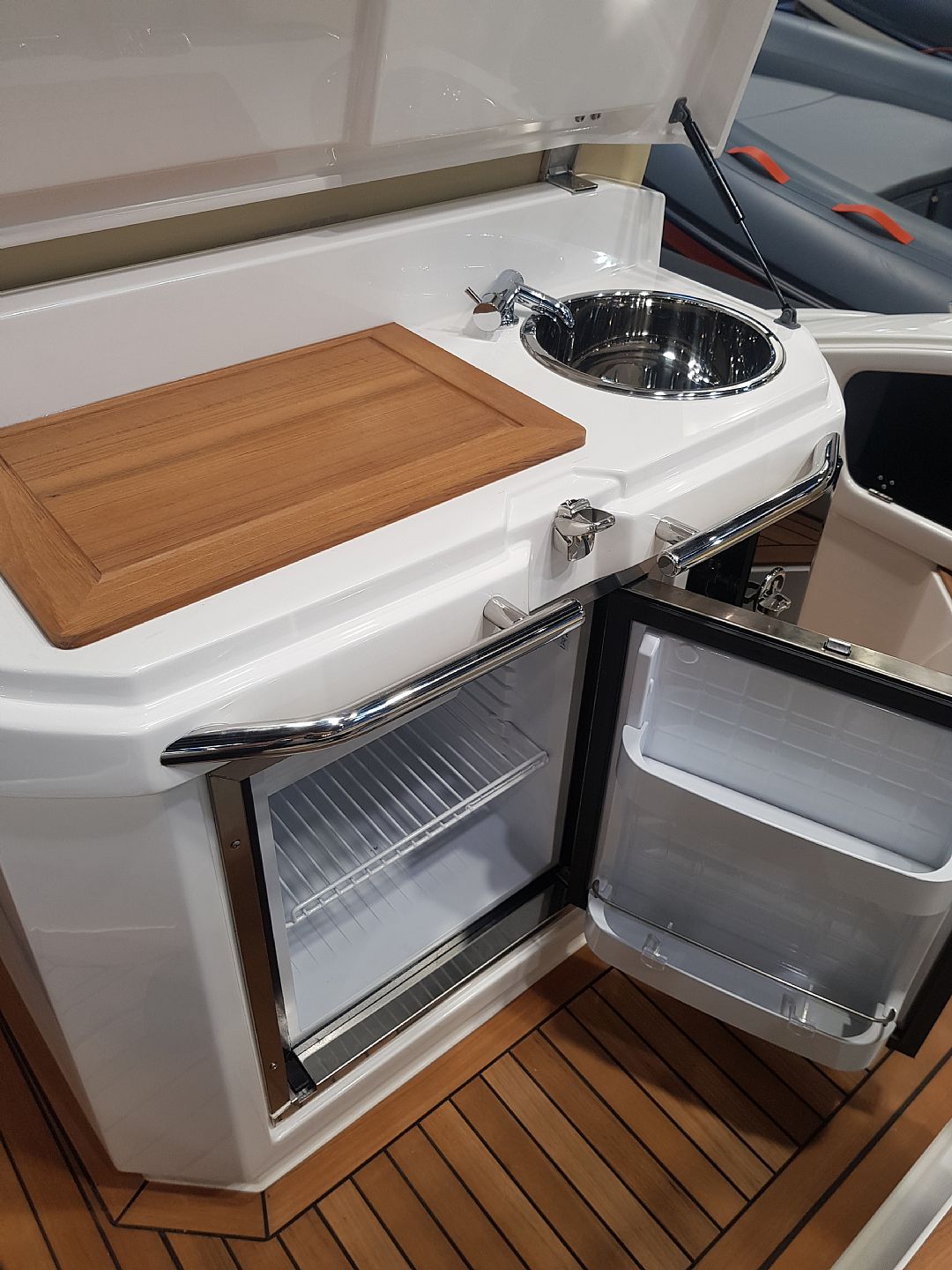 Joker boat Clubman 30   Honda F250 Twin - 2023