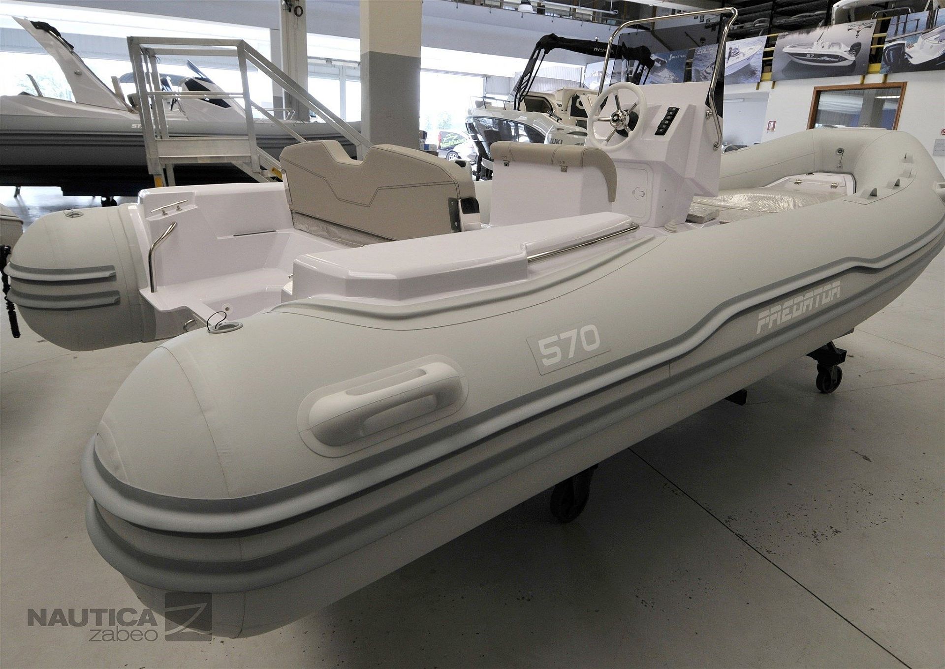 Stingher Predator 570 - 2026