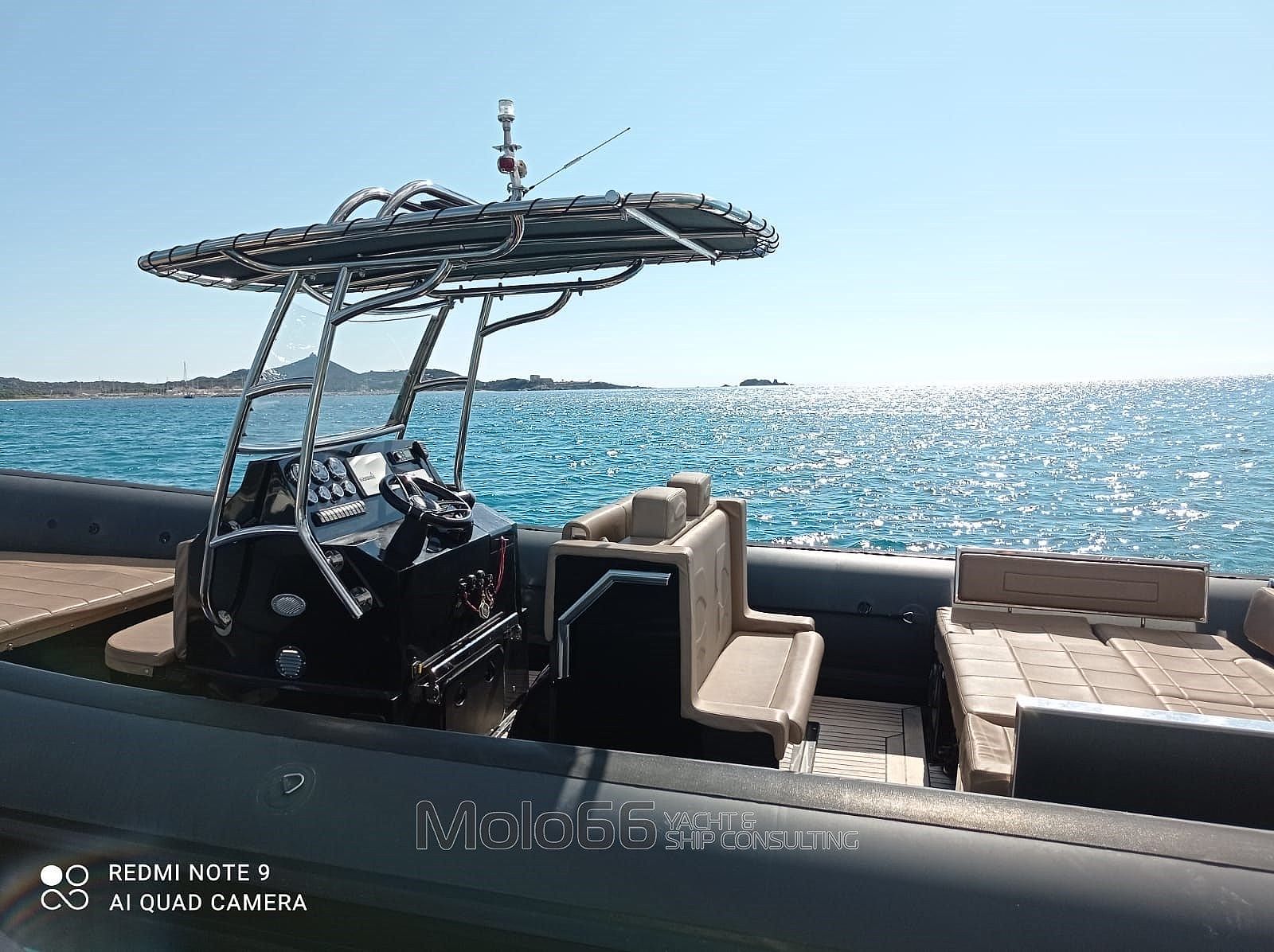 Sea Water PHANTOM 300 - 2018