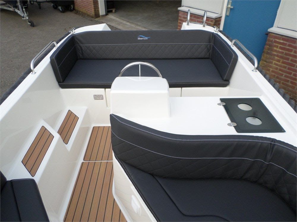 Silver Yacht 525 (mo�nost financiranja) - 2024