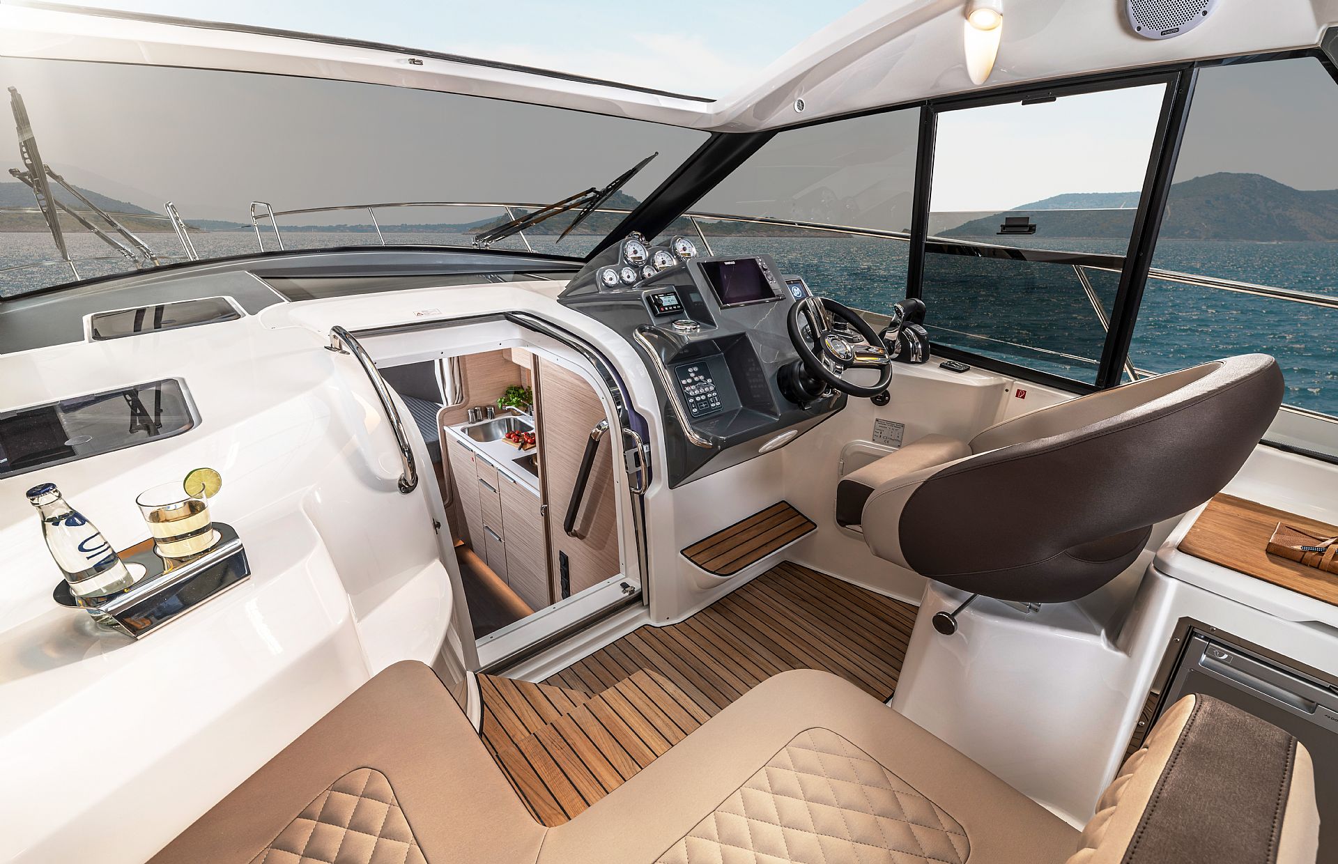 Bavaria S 33 HT - 2019