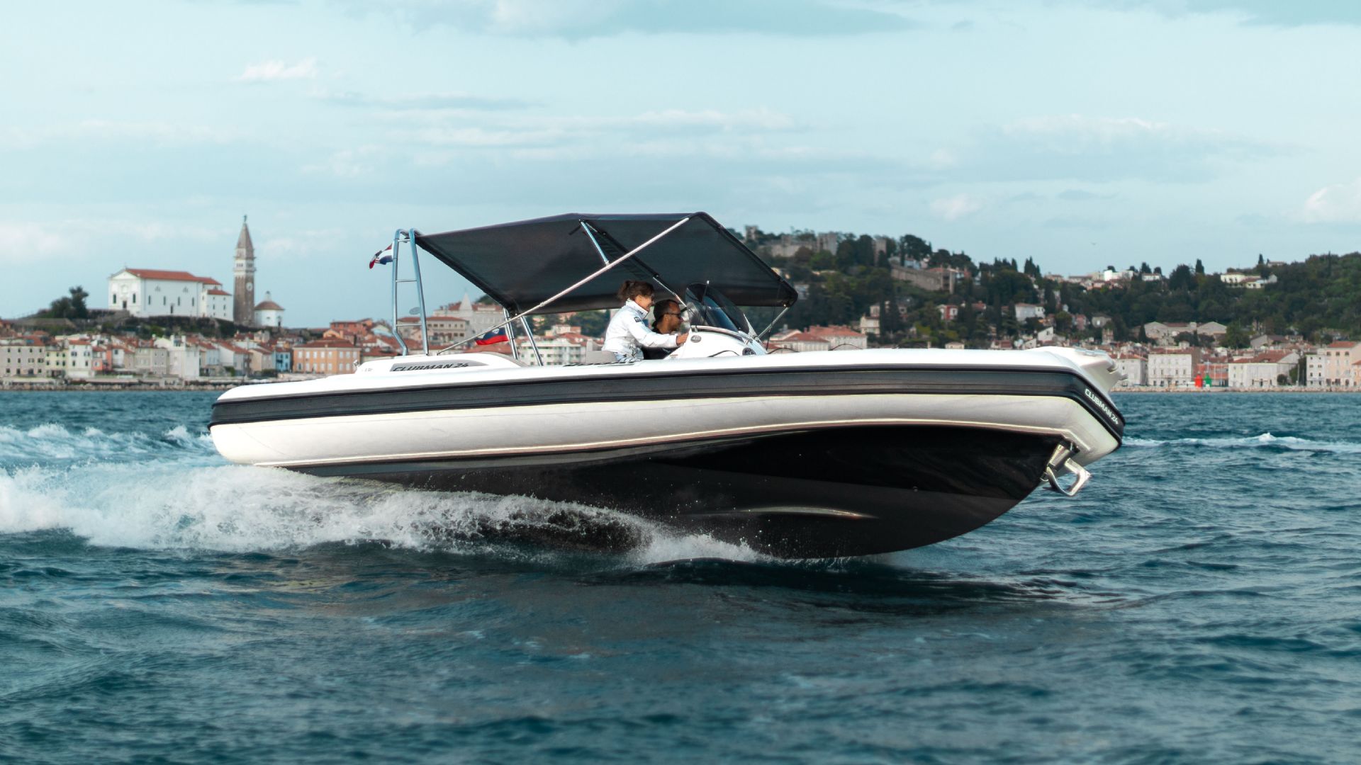 Joker boat Clubman 24   Yamaha 300 - 2023