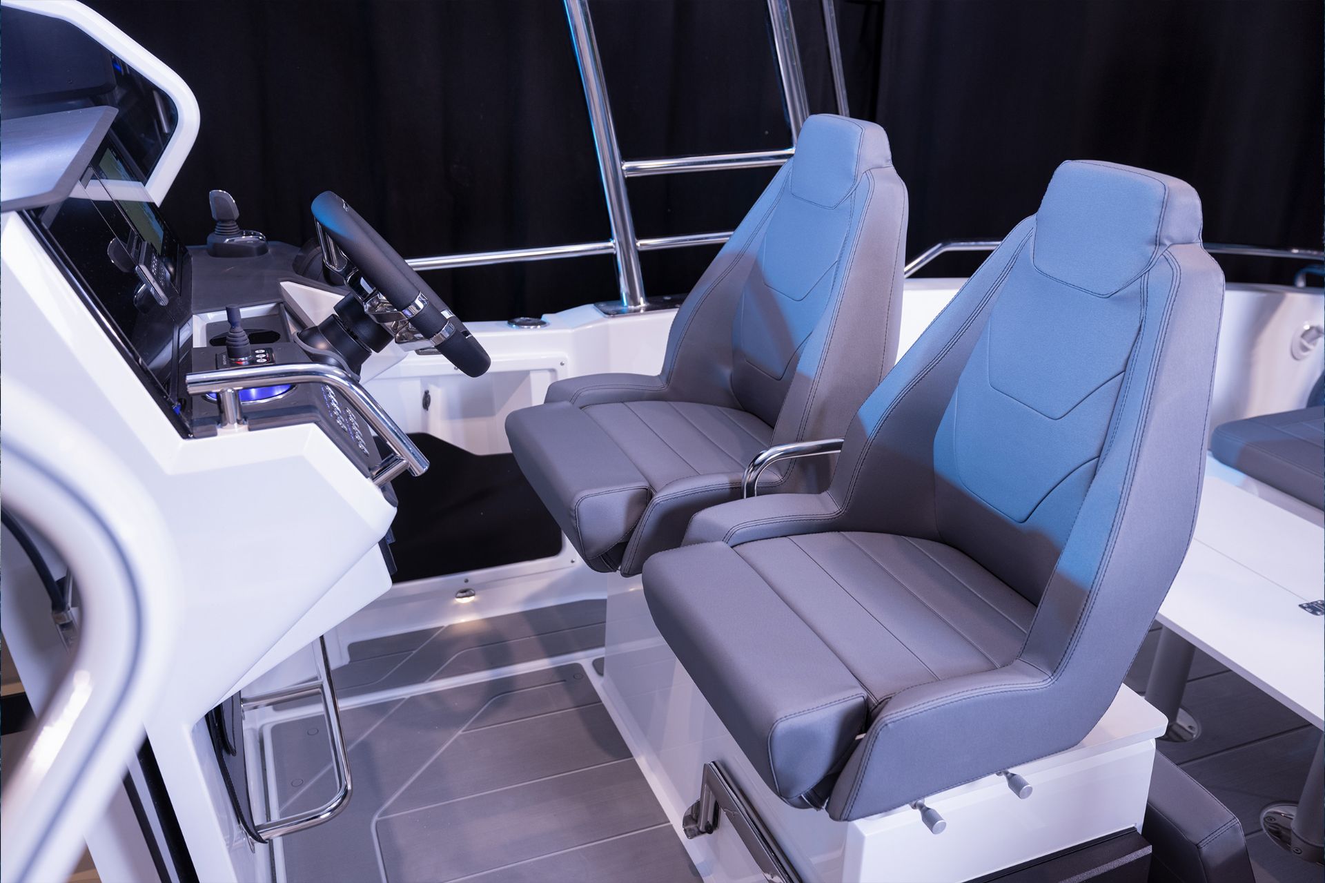 Quarken 27 T-Top - NOVO - 2024