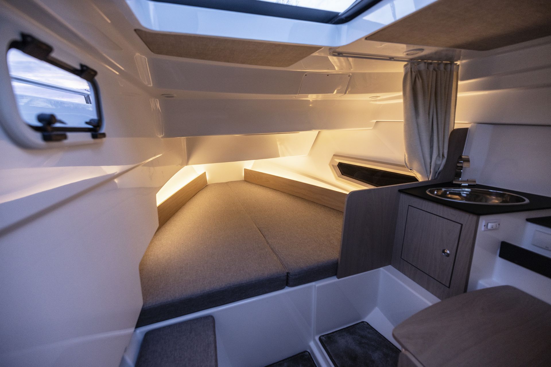 Quarken 27 Cabin - NOVO - 2024