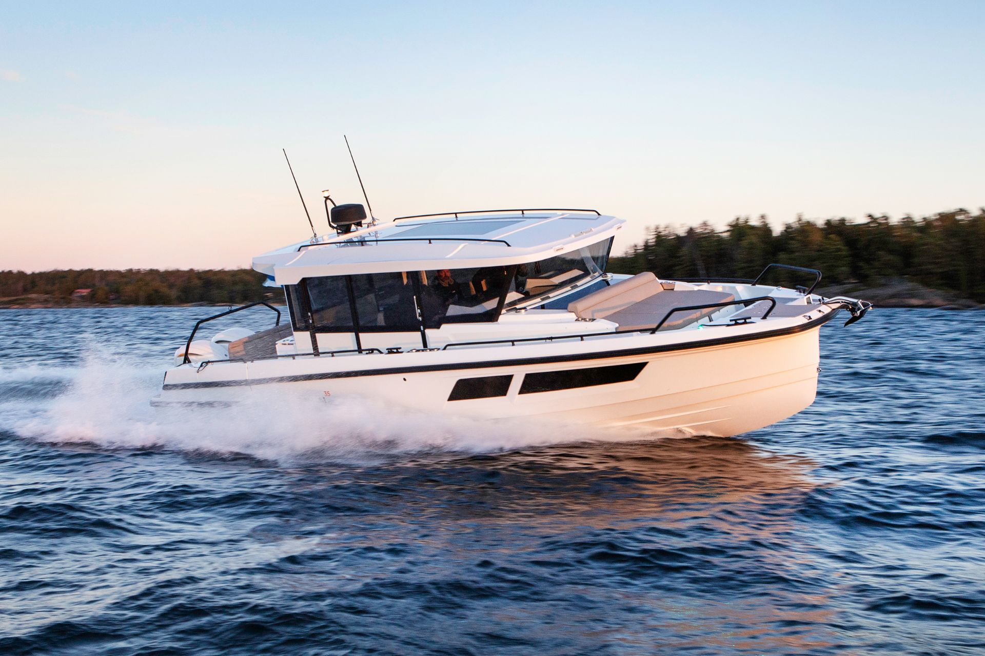 Quarken 35 Cabin - NOVO - 2024 - for sale: 240000.-EUR