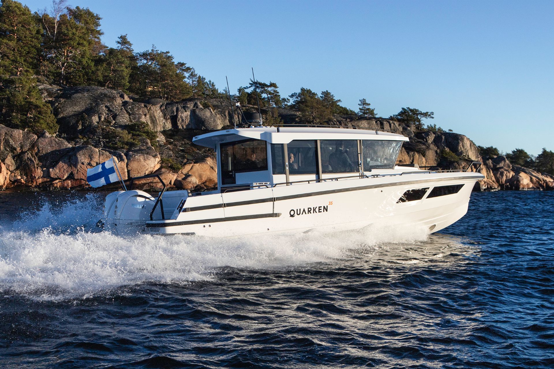 Quarken 35 Cabin - NOVO - 2024