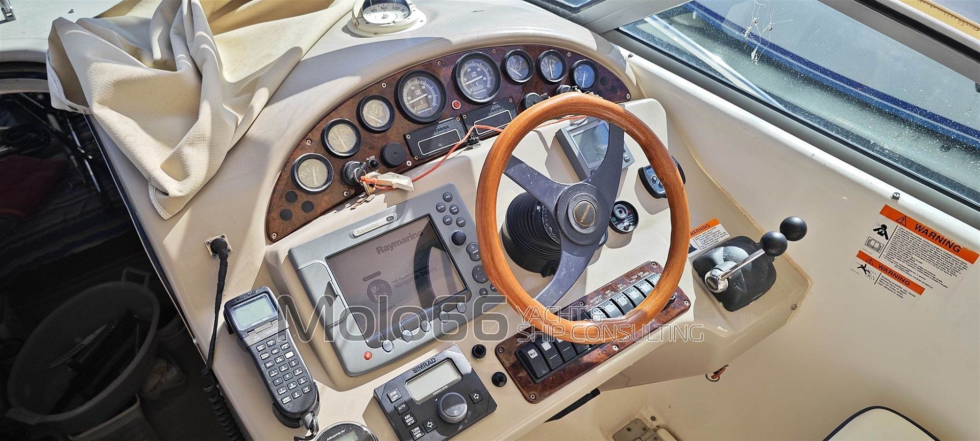 Riviera Marine 3000 Offshore - 2004