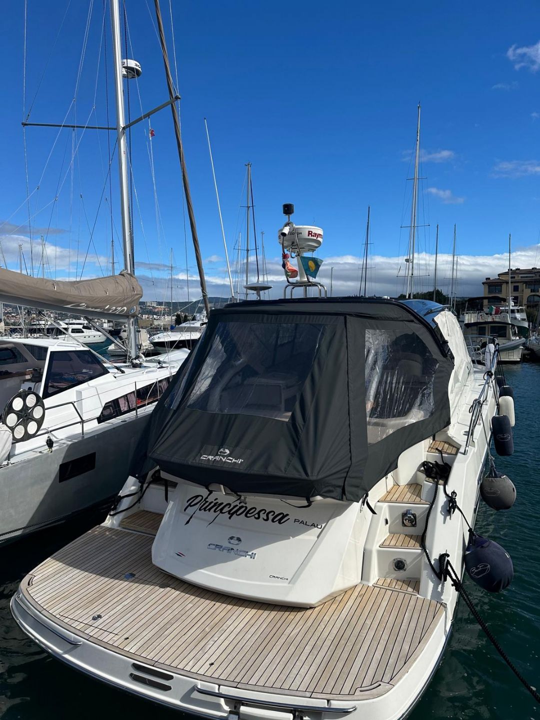Cranchi M44 HT - 2019