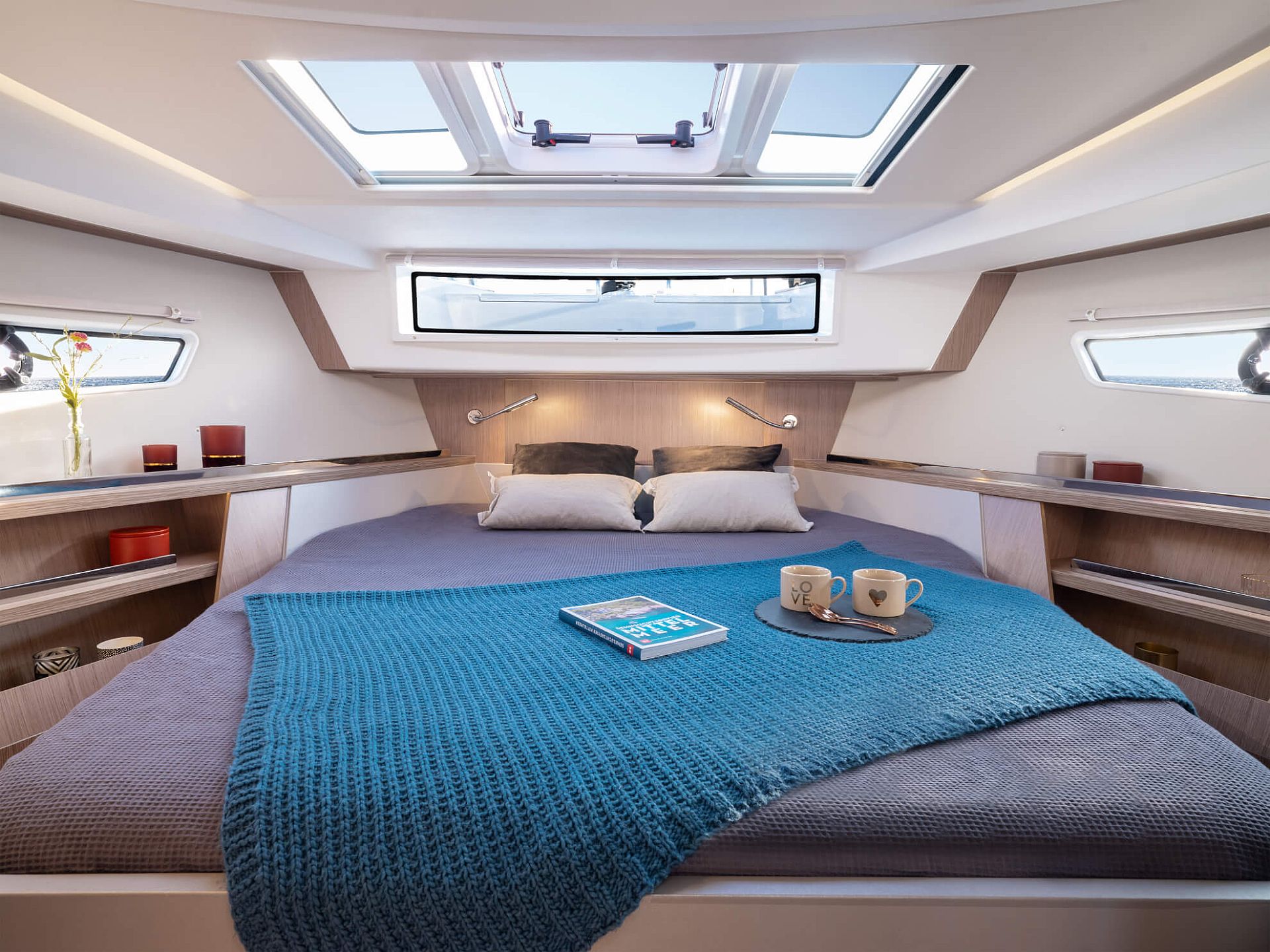 Sealine C335 - 2025