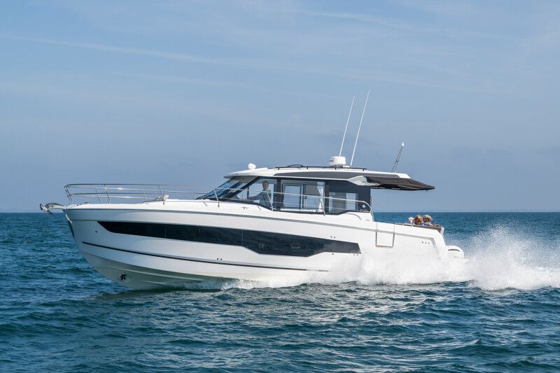 Jeanneau Merry Fisher 1295   3x300 YAMAHA SBW PILOT JOYSTIC - 2024
