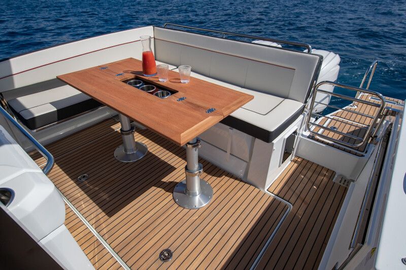 Jeanneau Cap Camarat 9.0 WA - 2025