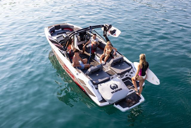 SCARAB 235 LX WAKE - 2025