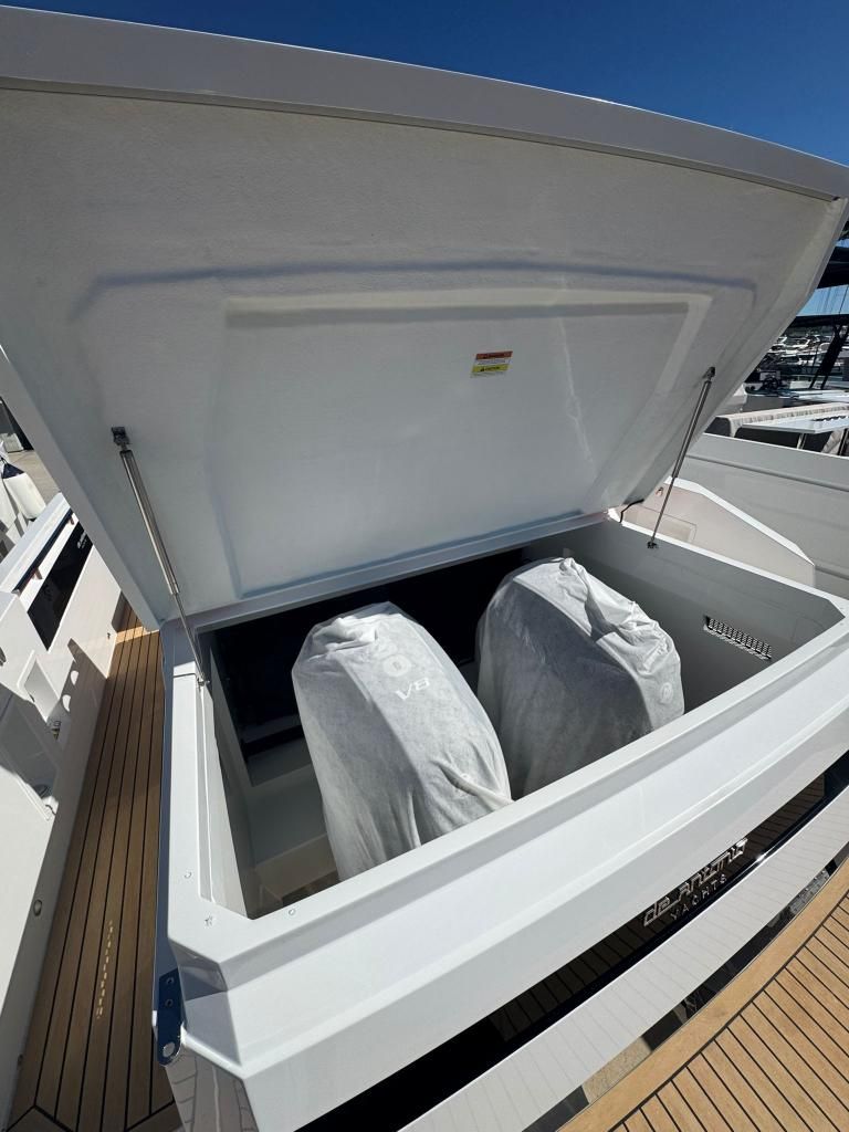 De Antonio Yachts D32 Open - 2025