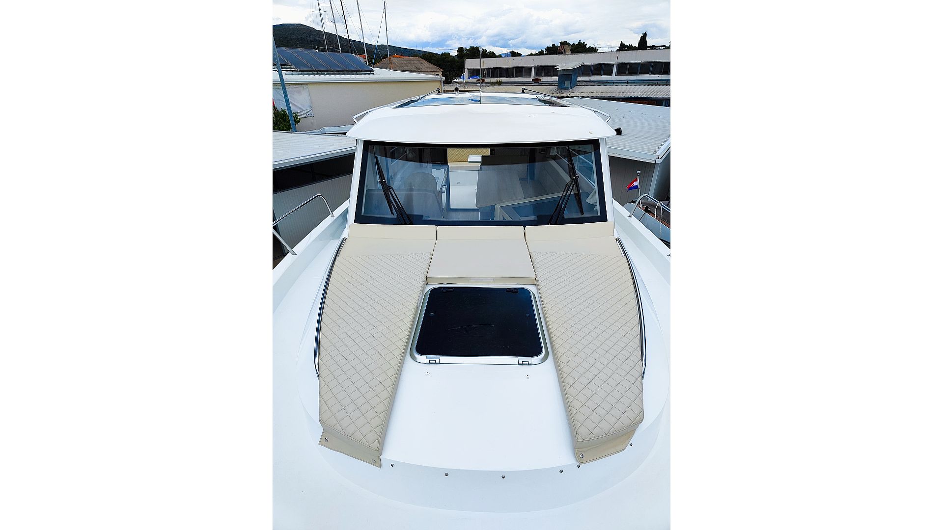 Maxima 37 - 2024