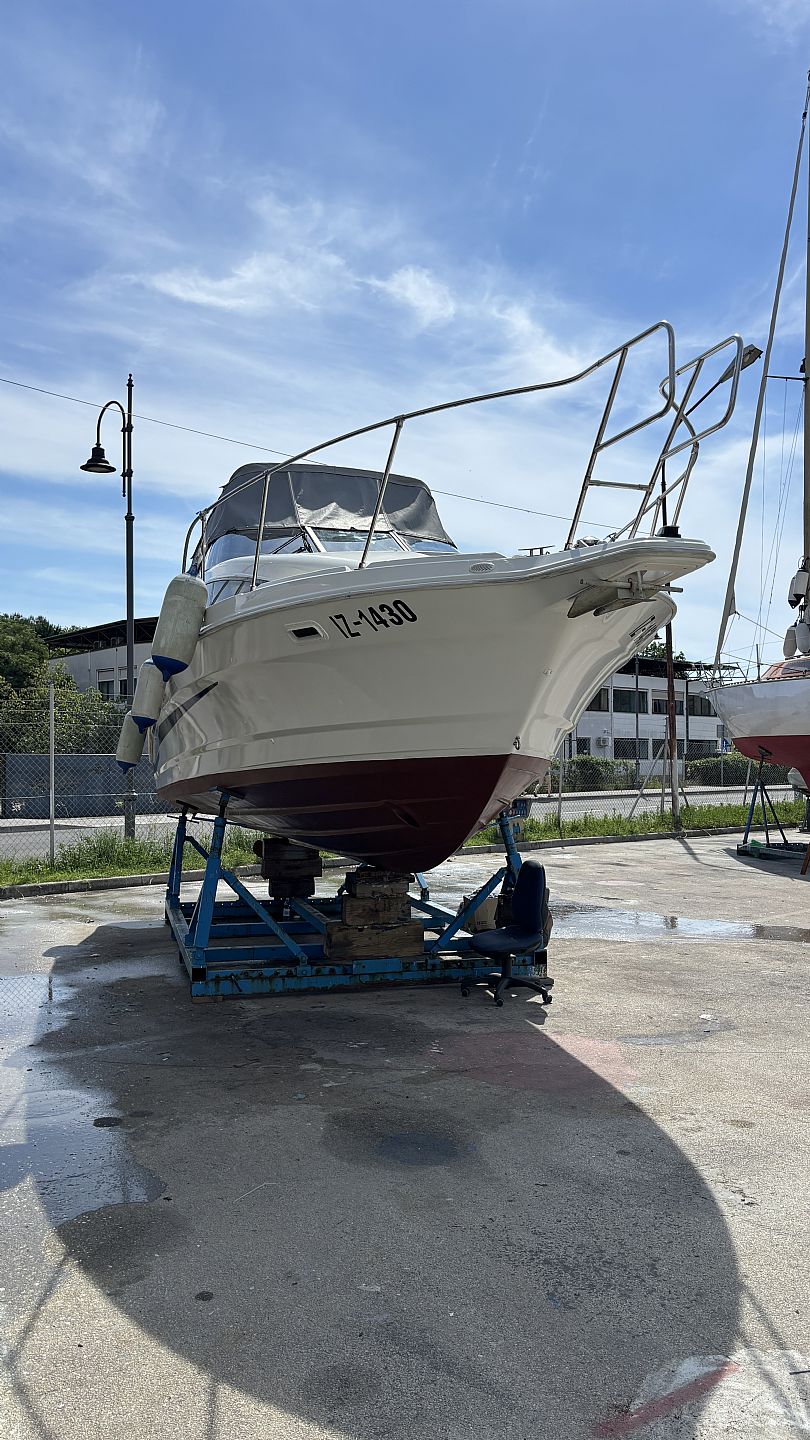 Bayliner - zni�ano  hitra prodaja 2855 CIERA - 1994