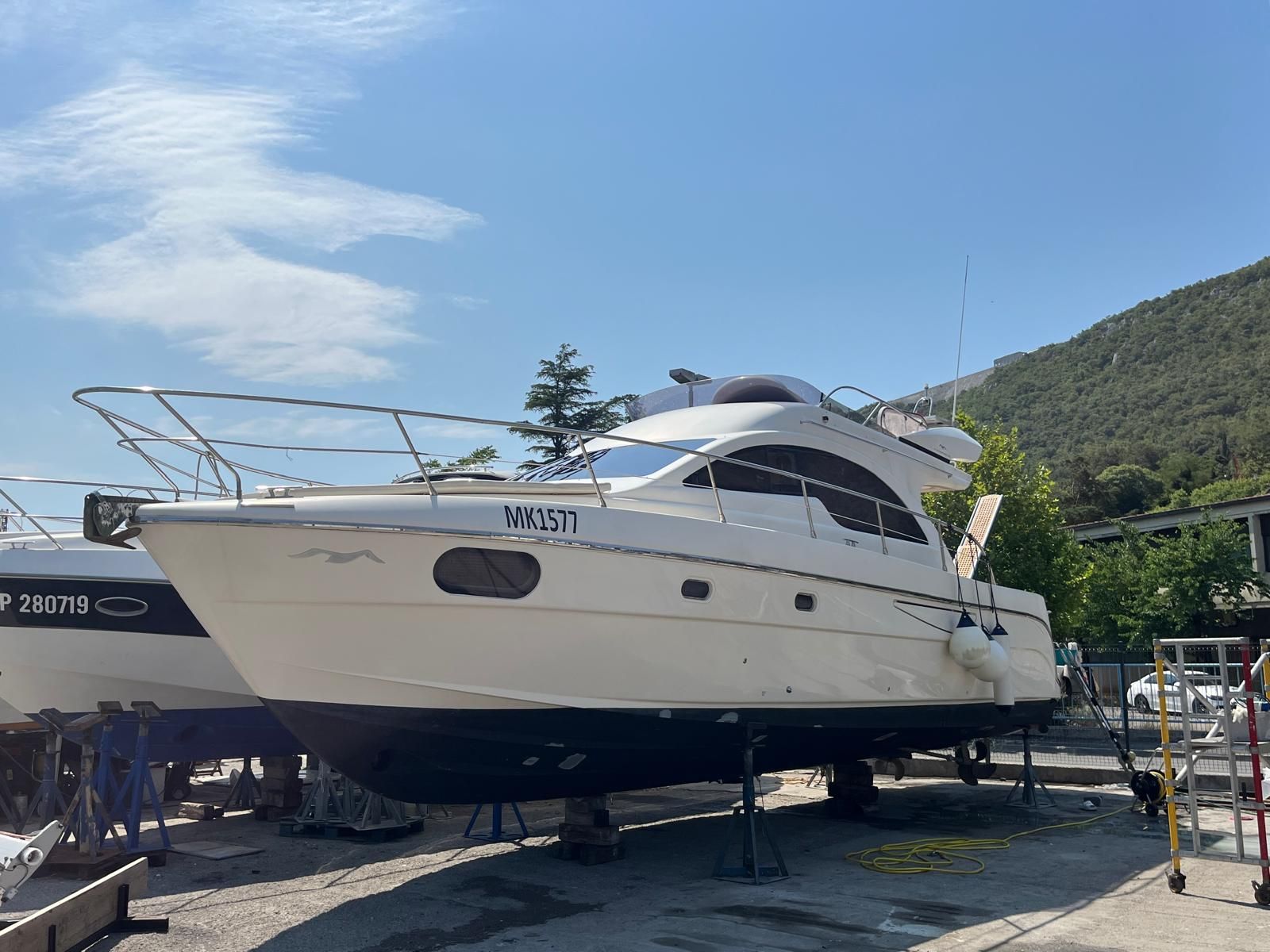 Intermare 43 fly- model 2008 - 2007 - for sale: 179000.-EUR