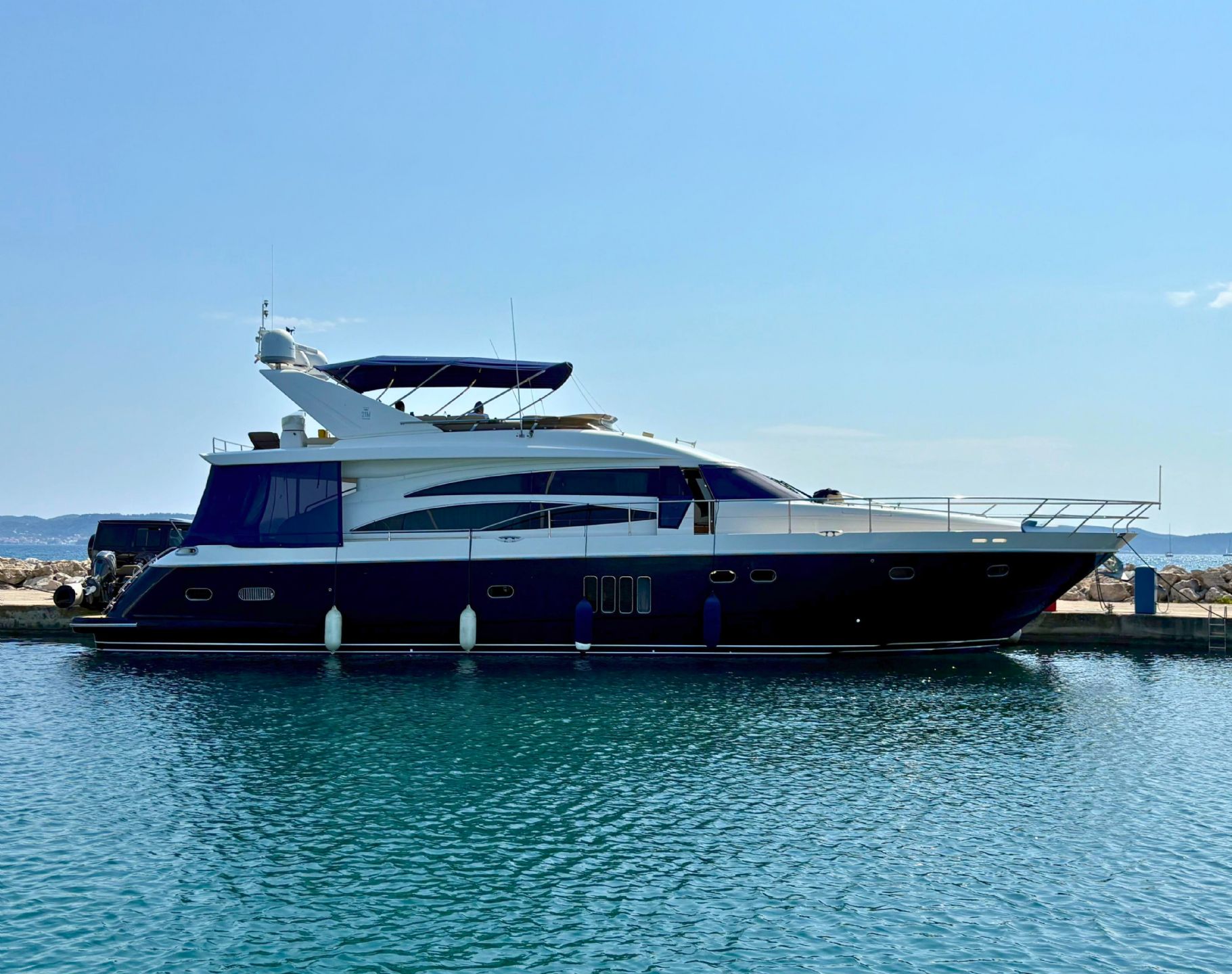 Princess 21M - 2007 - for sale: 899000.-EUR
