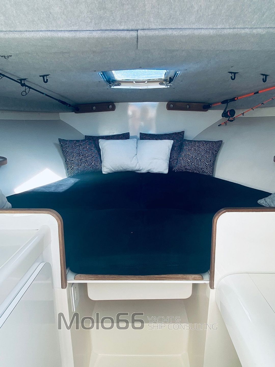 Bertram Yacht 28 Moppie - 1991