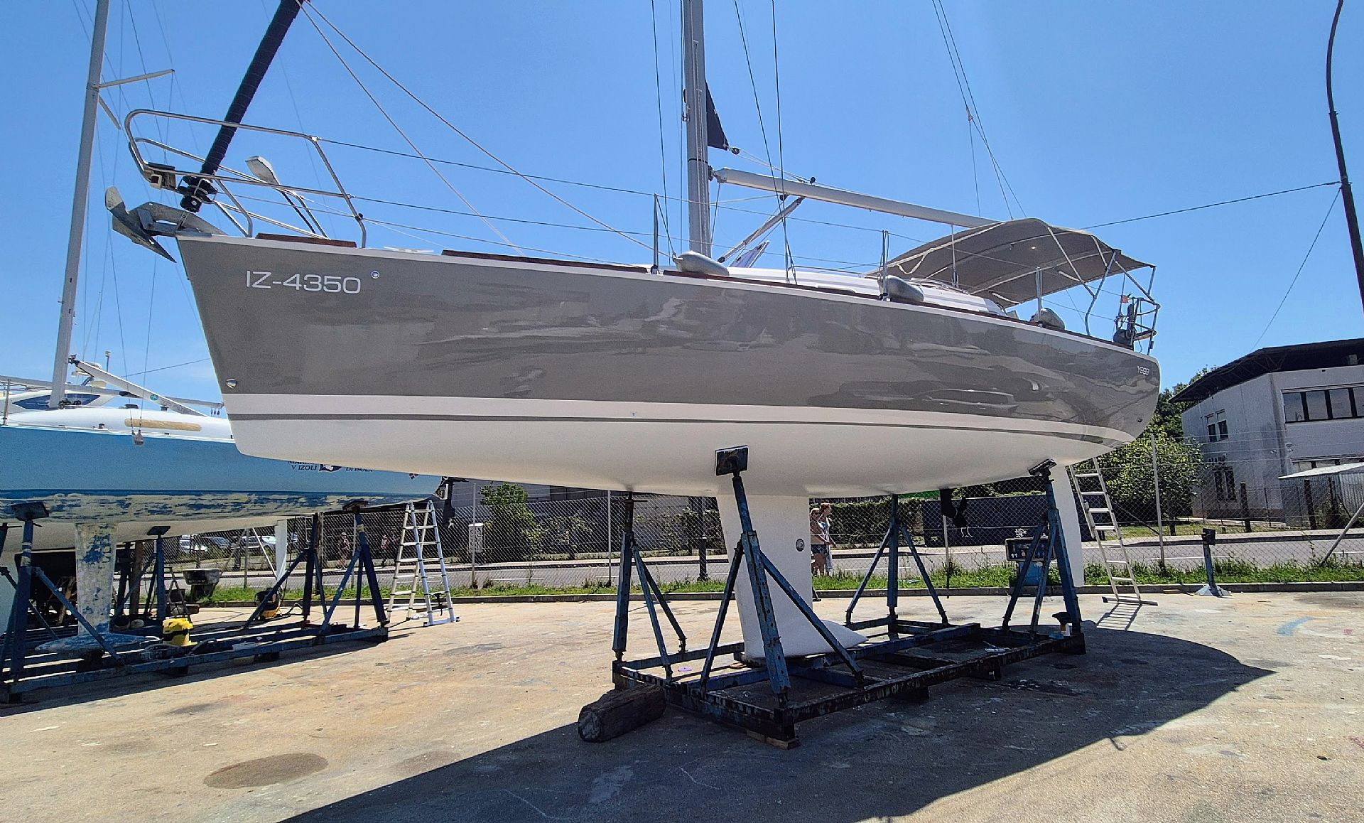 TRIPLAST Y 999 - 2019