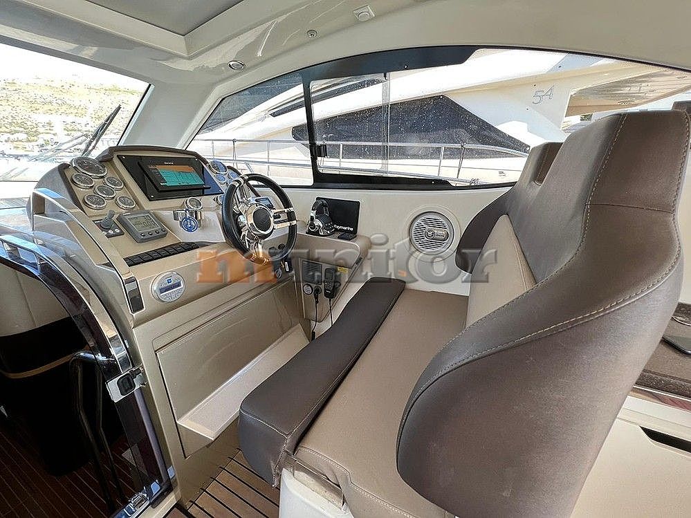Galeon 385 HTS - 2011