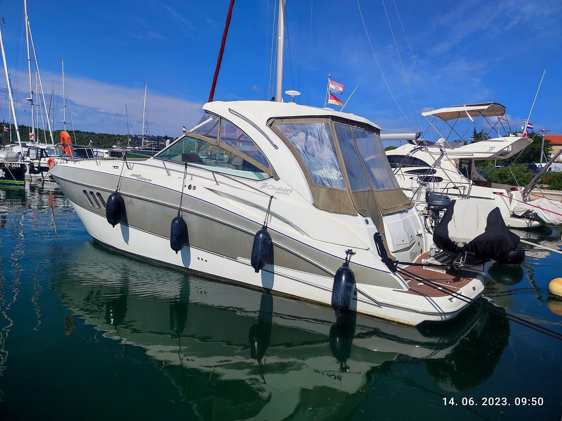 Cruisers 360 - 2008