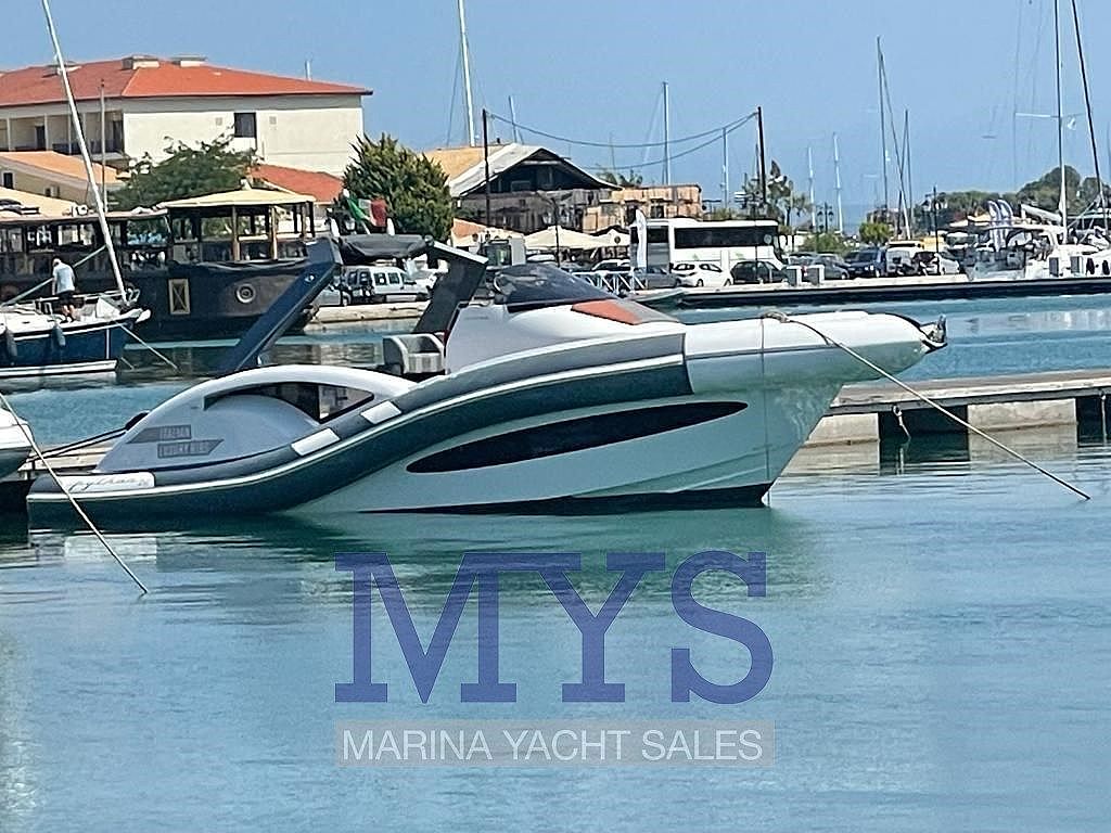 Python Yacht C 33 - 2020