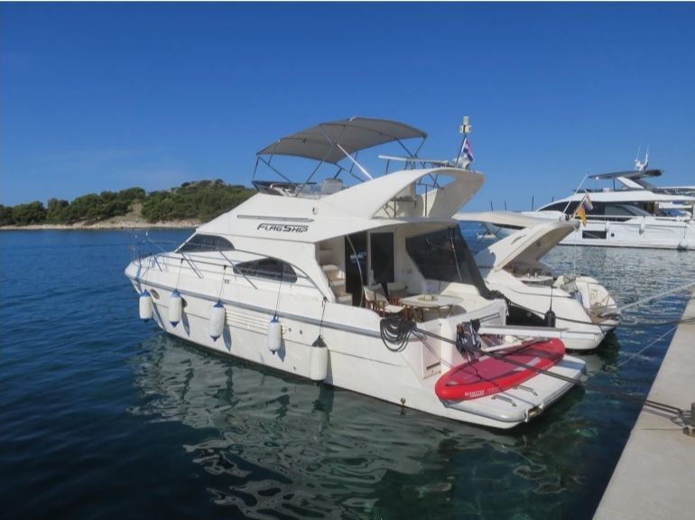 Flagship 38 fly - 2002