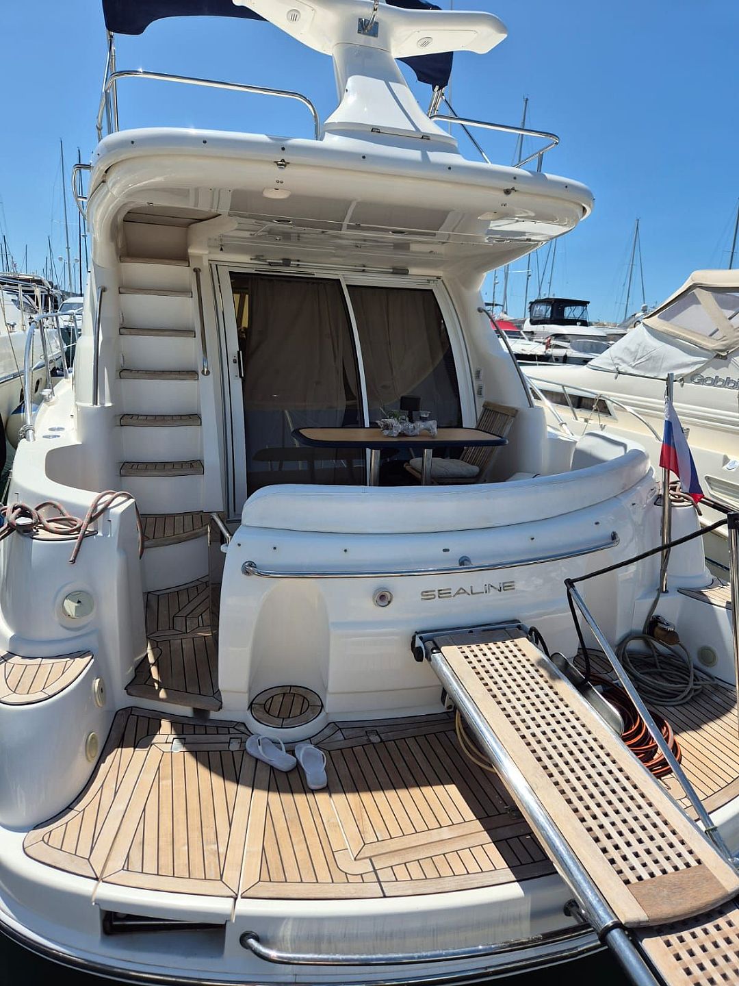 Sealine F37 - 2005