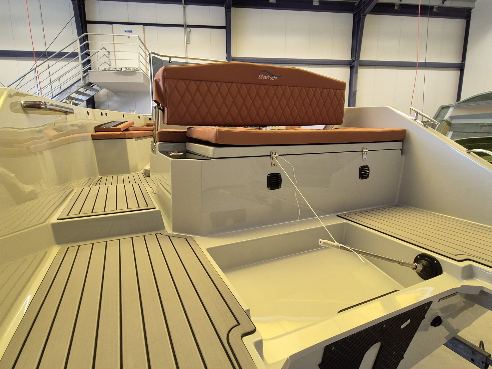 Silver Yacht 555 - 2026