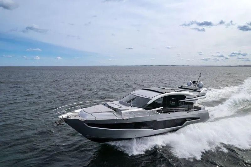 Galeon 700 Skydeck - 2024
