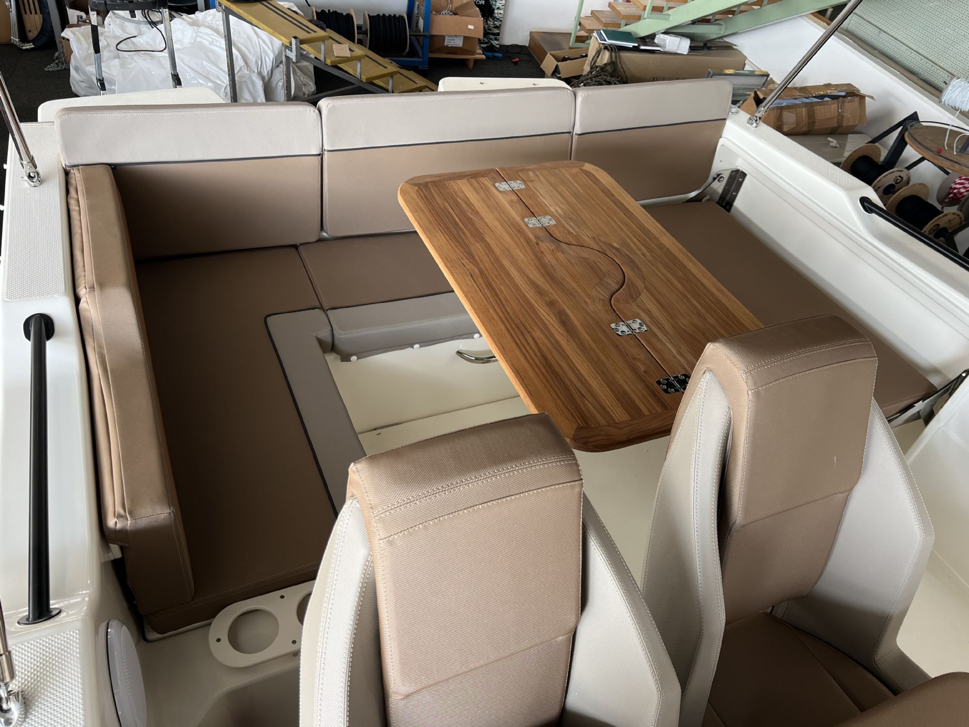 Quicksilver 755 Sundeck   Mercury F300 - ZALOGA - 2025