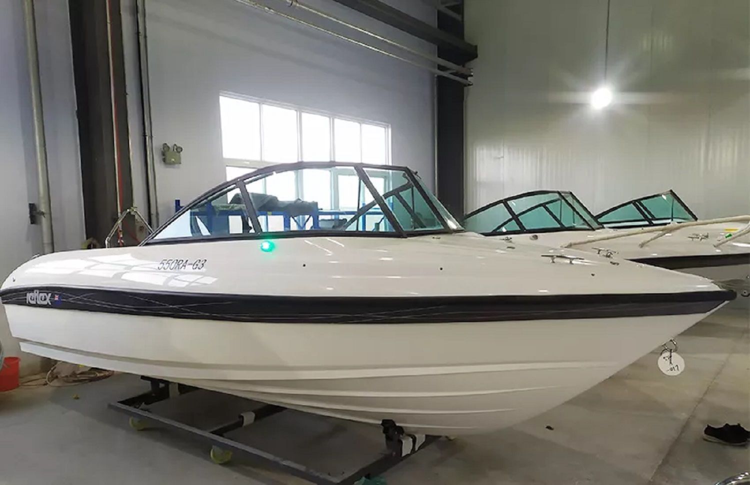 Shine 550RA - 2025