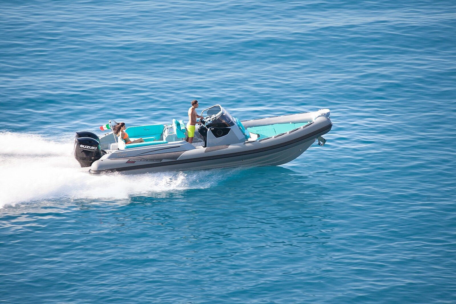 Ranieri International Cayman 27 Sport Touring - 2026