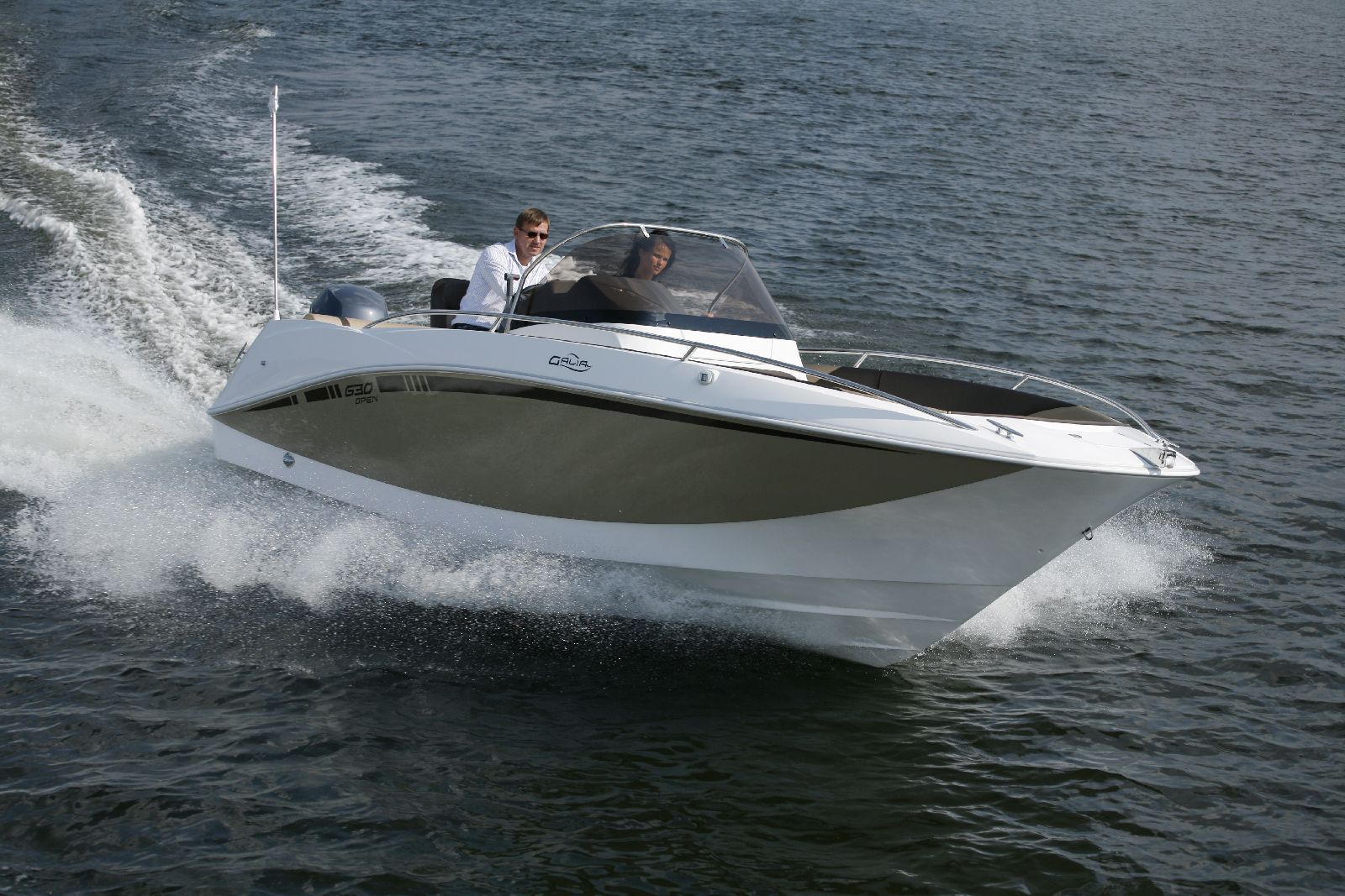 Galia 220 Open + motor 150 KS - 2026