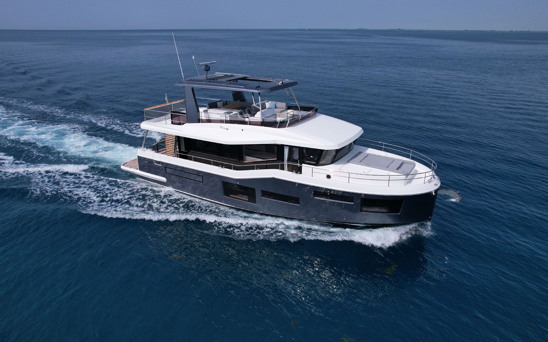 Beneteau Grand Trawler 63 - 2026