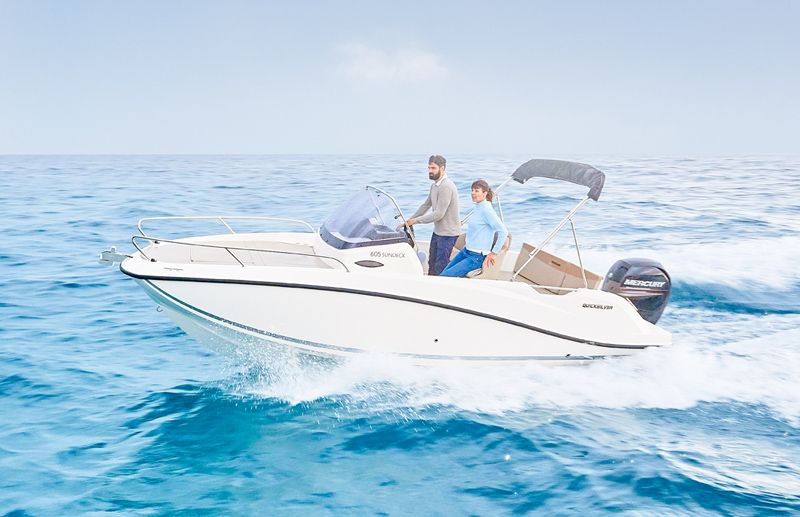 Quicksilver Activ 605 Sundeck - 2026