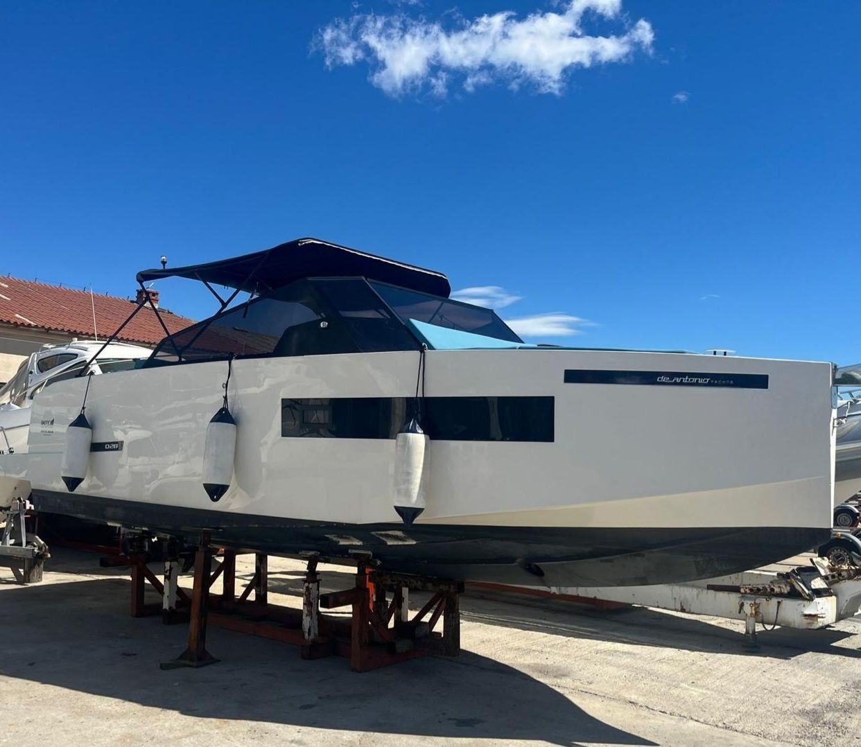 DE ANTONIO YACHTS D28 - 2022