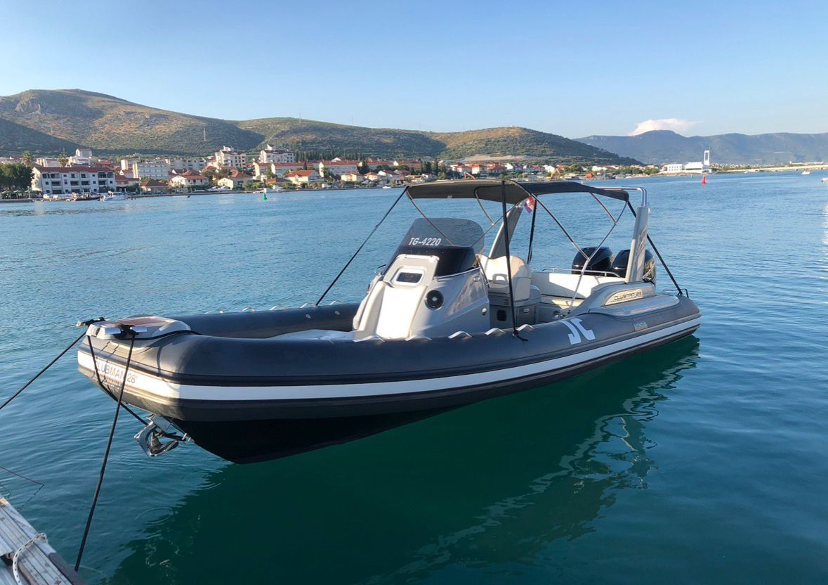 Joker boat Clubman 28 + Mercury Verado  2 x 300 - 2018