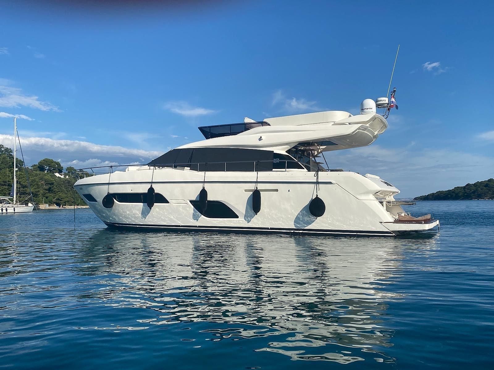 Ferretti 550 - 2016