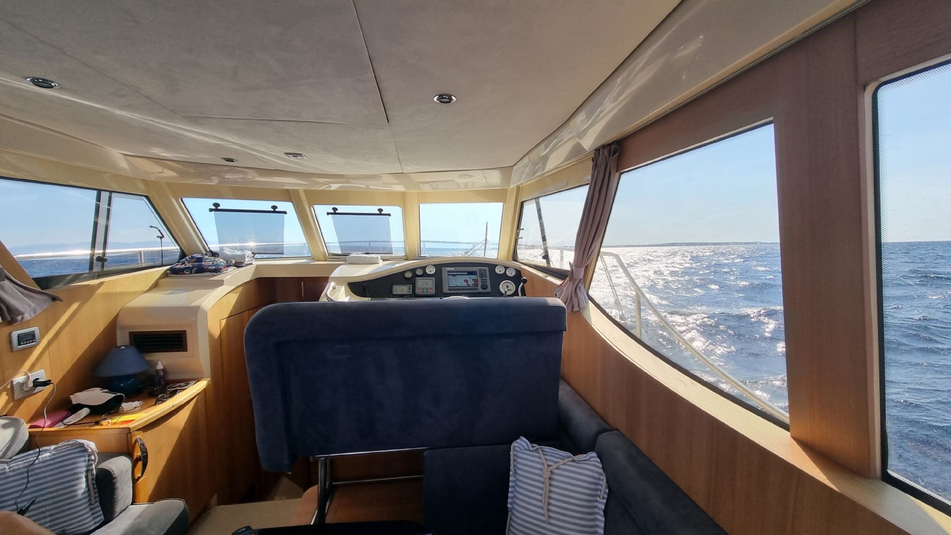 Greenline 33 hybrid - 2011