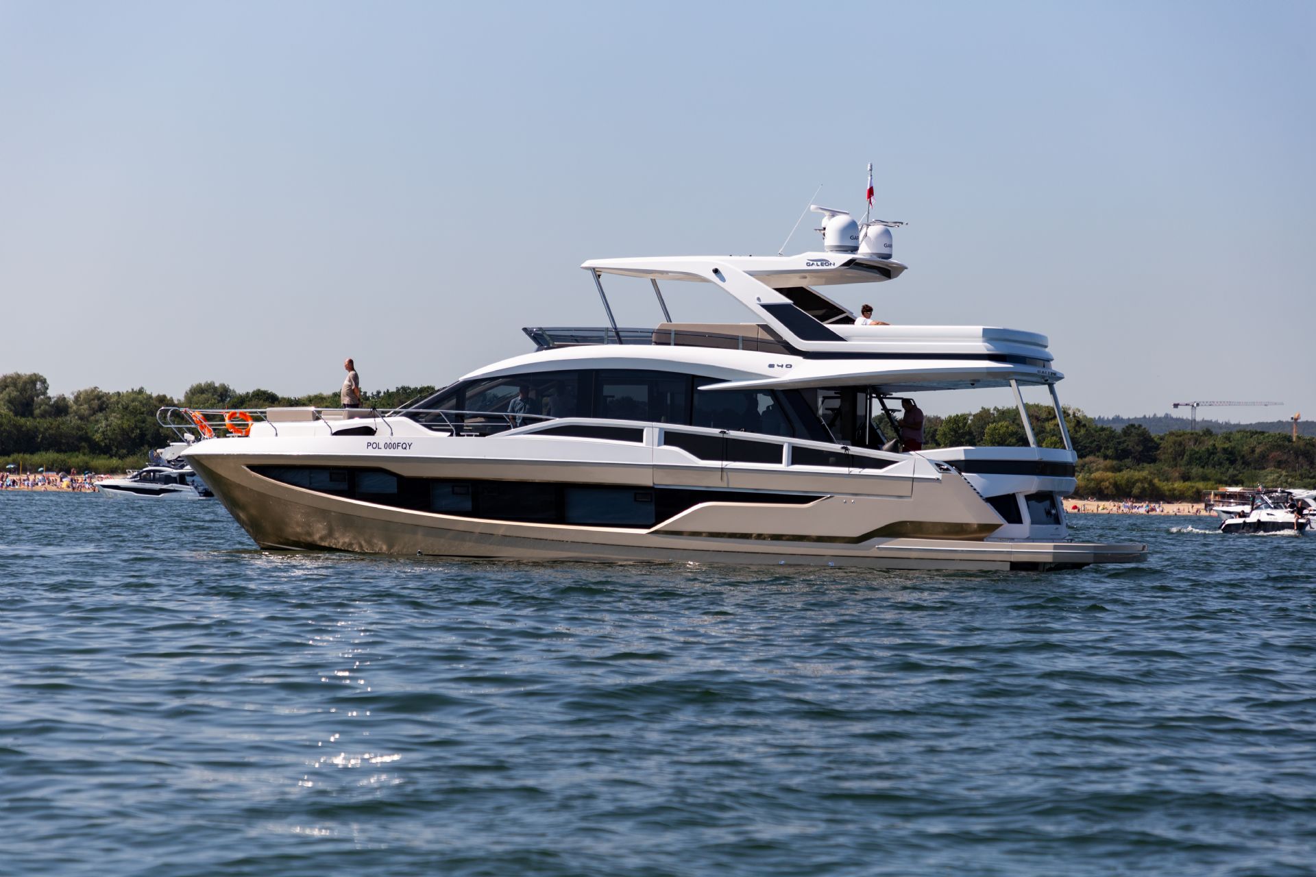 Galeon 640 Fly - 2022