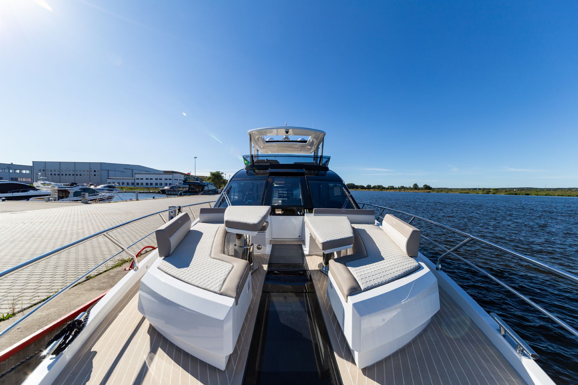 Galeon 640 Fly - 2022