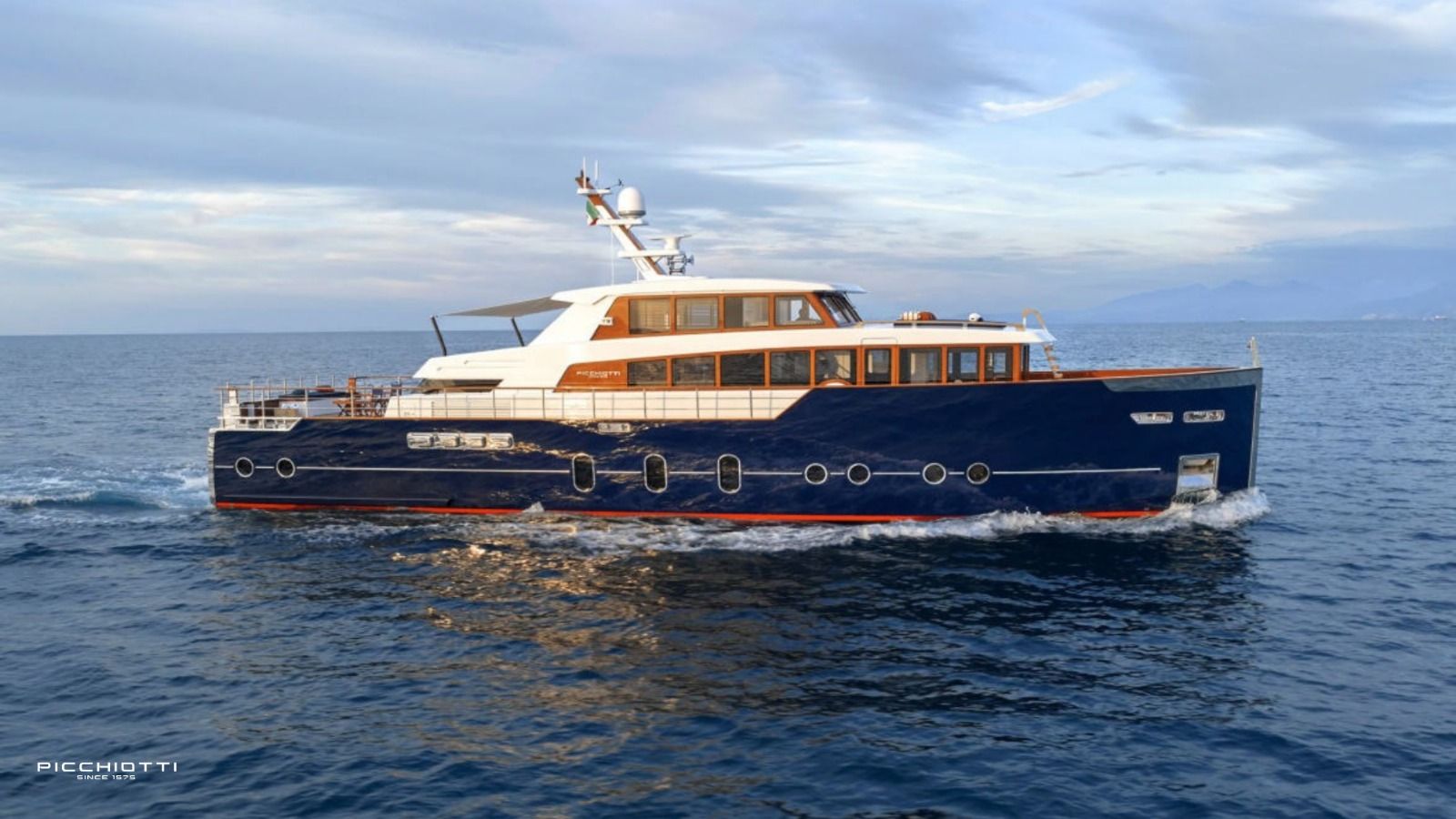 PICCHIOTTI Gentleman - 2025