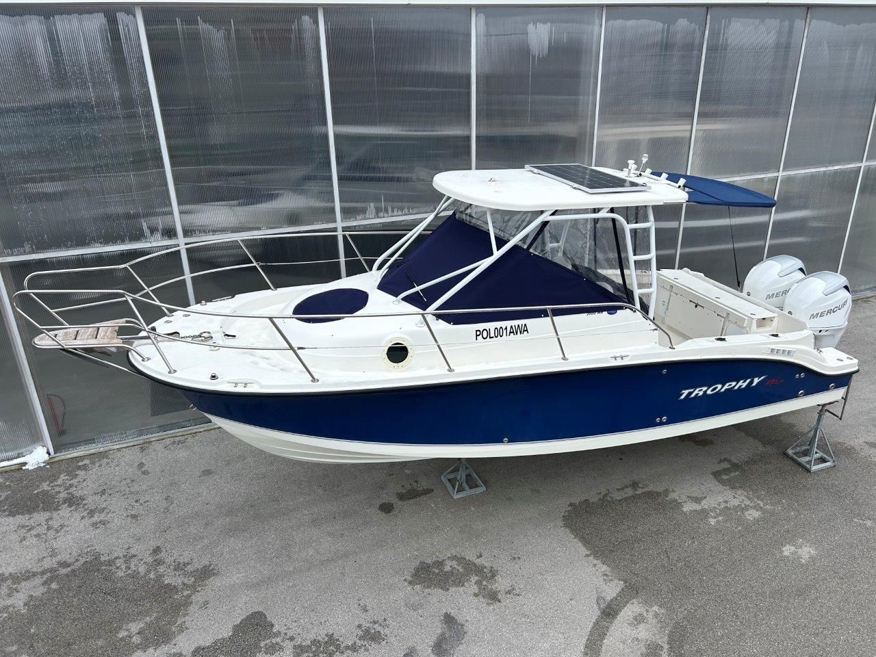 Trophy PRO 2502 WA - 2006