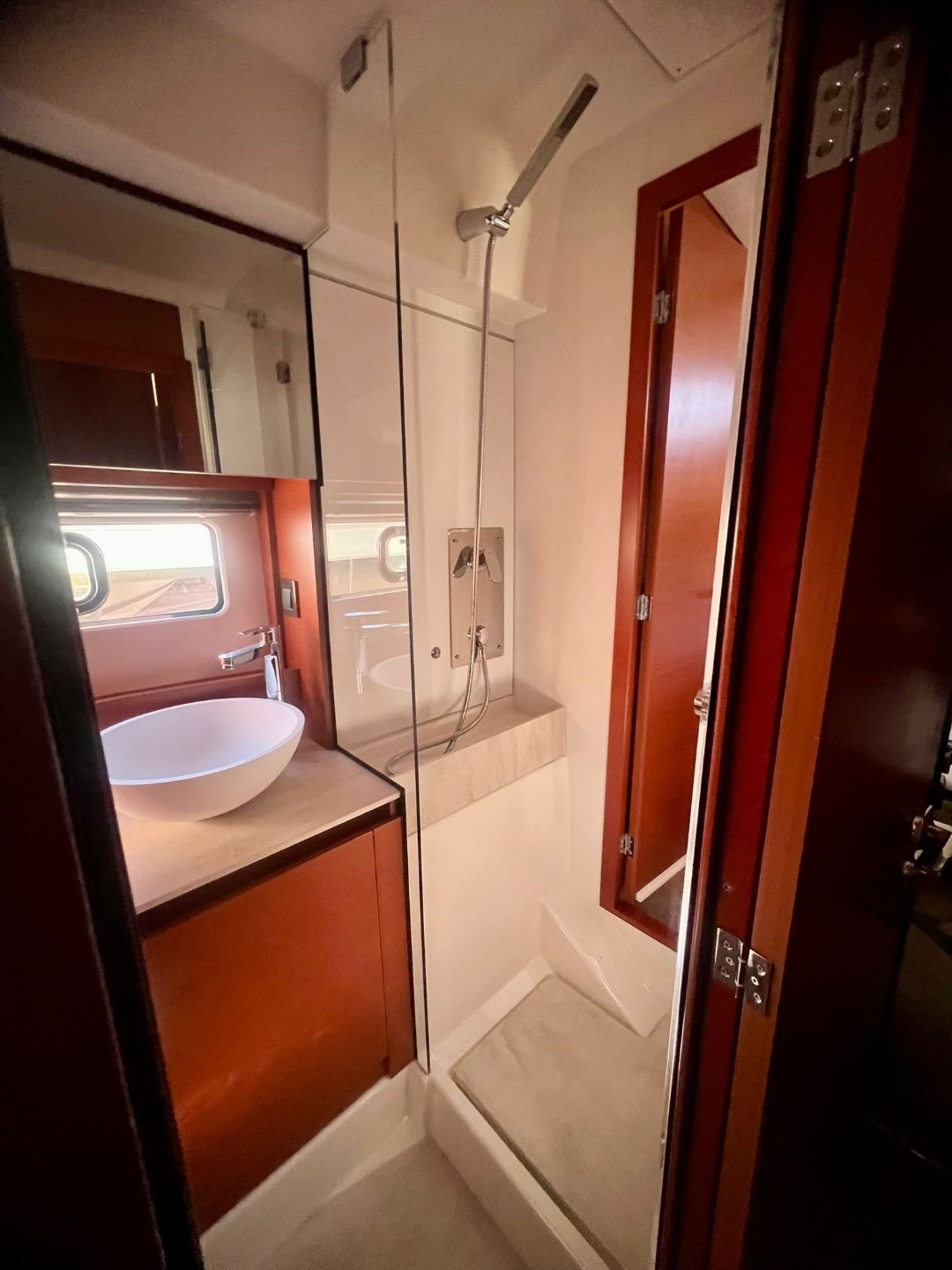 PRESTIGE 420 FLY , osovine - 2020