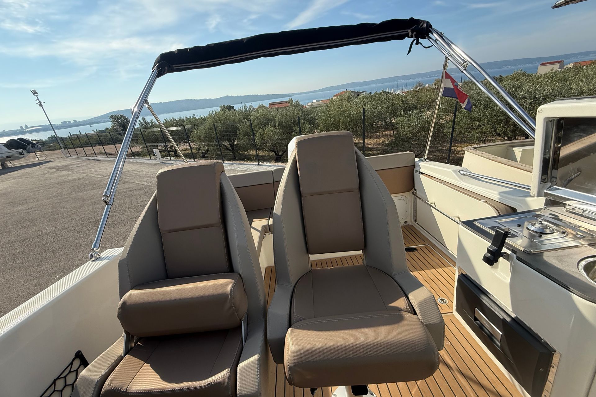 Quicksilver ACTIV 755 SUNDECK - 2020