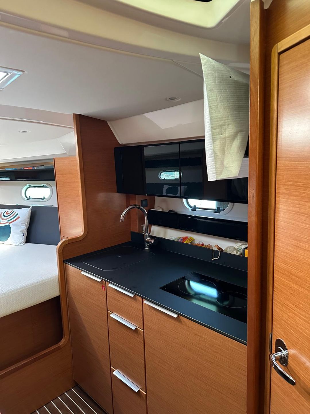 BAVARIA 33 SPORT - 2016